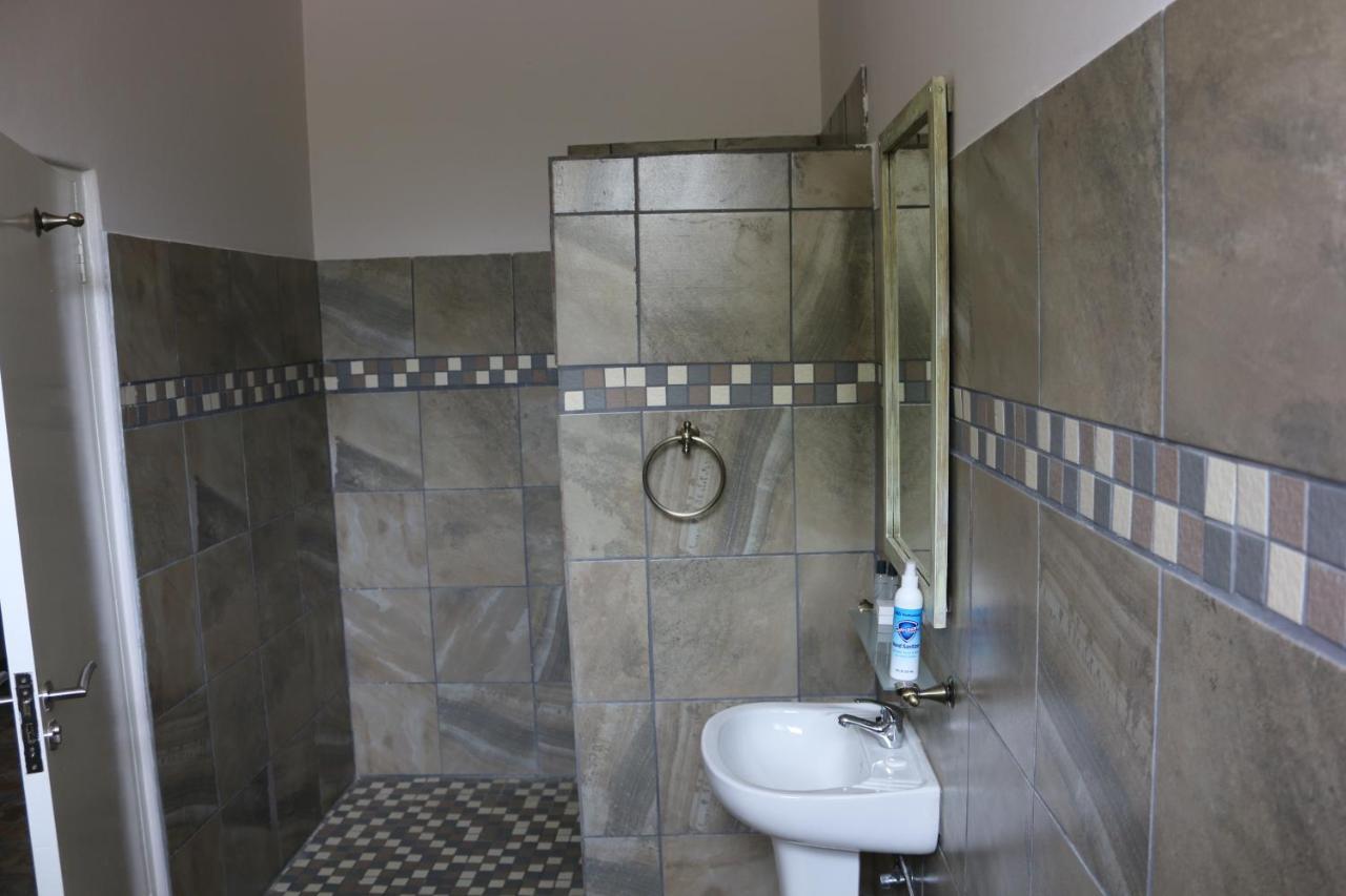 Livivane Guest House Simunye Kültér fotó